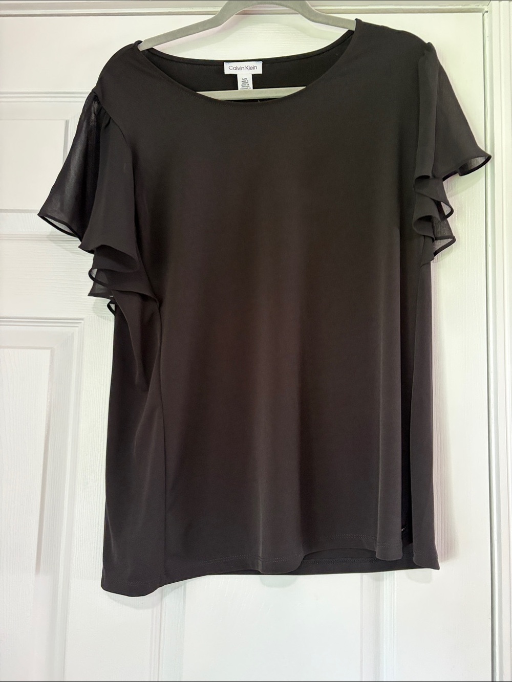 Final sale- nwt Calvin Klein Black Ruffle Sleeve Blouse